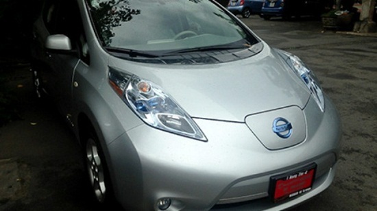 Xe điện Leaf đến Việt Nam, Nissan định giảm sản xuất pin